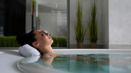 Como funciona um jacuzzi? - Saunamo